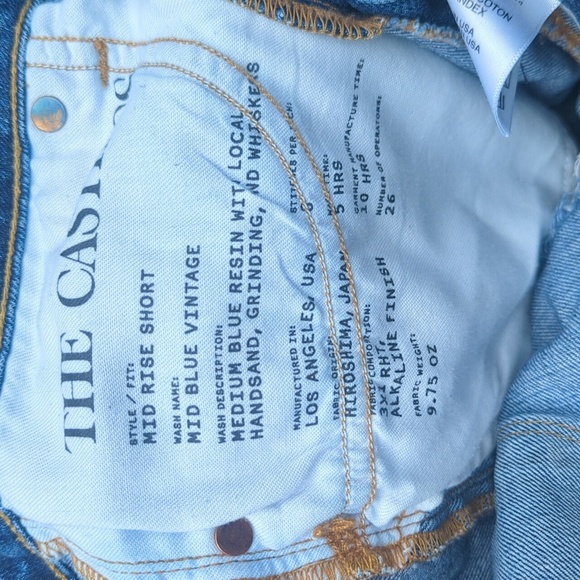 Aritzia The Castings Mid Rise Blue Denim Cut Off Shorts -Size 32 Great Condition - Picture 6 of 9